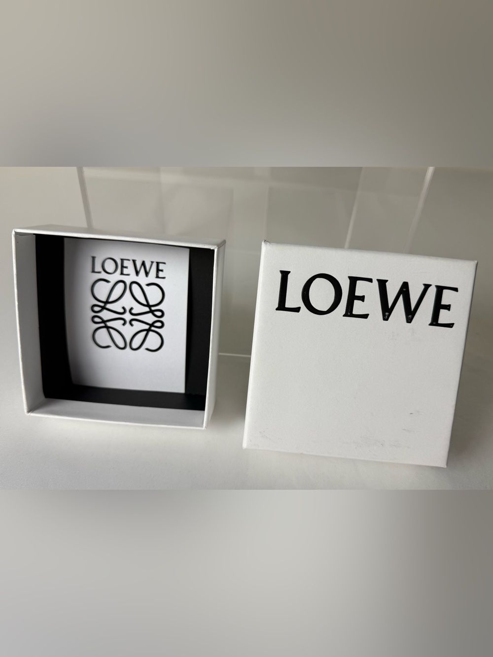 LOEWE “Authentic Gift Box” — 4” x 4” ✨🖤